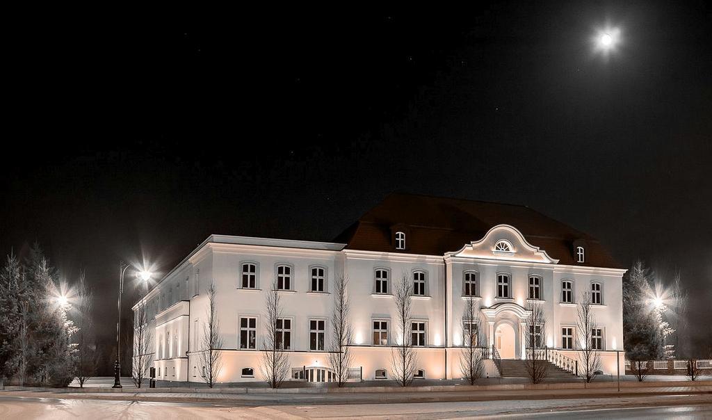 Palazzo Adler Bed & Breakfast Swarzedz Exterior photo