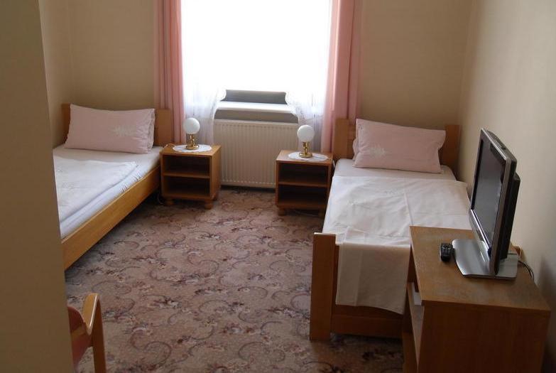 Palazzo Adler Bed & Breakfast Swarzedz Room photo