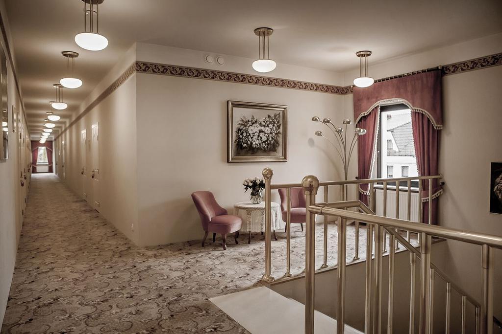 Palazzo Adler Bed & Breakfast Swarzedz Exterior photo